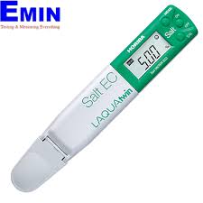 Calibration service for salinity measuring instruments and refractometers