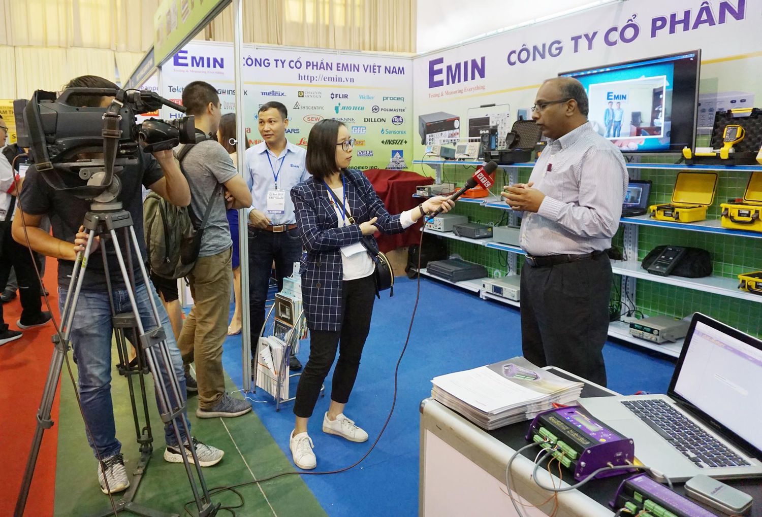 emin vietnam tại vimf 2018.jpg