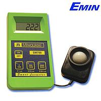 Máy đo cường độ ánh sáng MILWAUKEE SM700 (50000Lux)