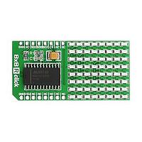 Mikroe MIKROE-1295 アドオンボード 8x8 レッドクリック