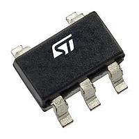 Bộ giám sát điện áp 5 chân với bộ đếm thời gian giám sát và nút nhấn đặt lại STMicroelectronics STM6823ZWY6F