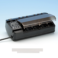 PHYWE 07926-93 通用充电器 (Ni-Cd, Ni-MH)