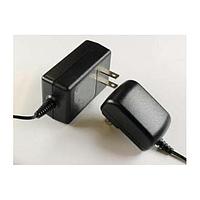 Triad Magnetics WSU135-0880 固定プラグ 100-240V 壁差込型電源 13.5VDC 約880mA cUL認証 センタープラス PLUG = 2.1mm(内径) x 5.5mm(外径) x 11mm(長さ)