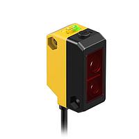 Banner Engineering QS18VN6AF100 光電センサー WORLD-BEAM：調整可能な検出範囲；距離：1-100 mm 調整可能な遮断距離：20-100 mm；入力：10-30 V DC；出力：相補型NPN；2 m（6.5フィート）ケーブル