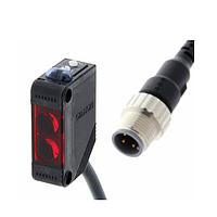 OMRON E3Z-R81 Compact Photoelectric Sensor (4000 mm, PNP)
