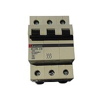 Aptomat MITSUBISHI BH-D10 3P 40A (3P 40A 10kA)
