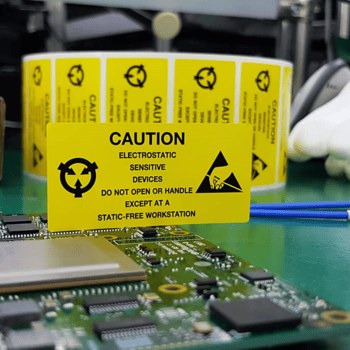 ESD-safe torque screwdriver for electronics assembly