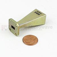 Fairview SH128-15 WR-28 표준 도파관 (UG-599 / U 스퀘어 커버 플랜지 및 26.5 GHz ~ 40 GHz 주파수 범위에서 작동하는 15 dBi 공칭 이득)