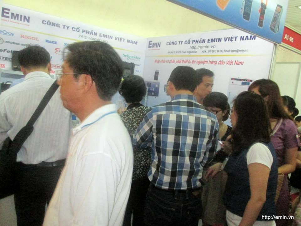 emin vietnam tai hoi cho expo 2014.jpg