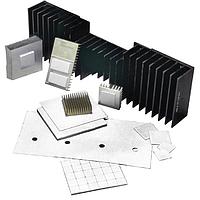 Laird Performance Materials A12621-02 サーマルギャップフィラーパッド Tflex 670 9x9インチ 3.0W/mK ギャップフィラー