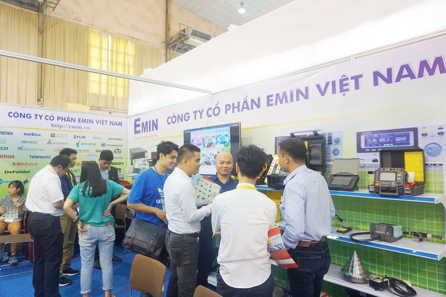 emin tại vimf 2018.jpg