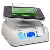 Benchmark B3D5000-E BenchWaver™ 3D Rocker with flat mat, 13.5x13" platform, 100-240V (European 2 prong plug; 5 - 105 rpm)