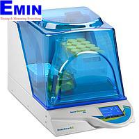 Benchmark H1001-ME Incu-Shaker ミニインキュベーターシェーカー（+/- 0.1°C; 30-300 rpm）